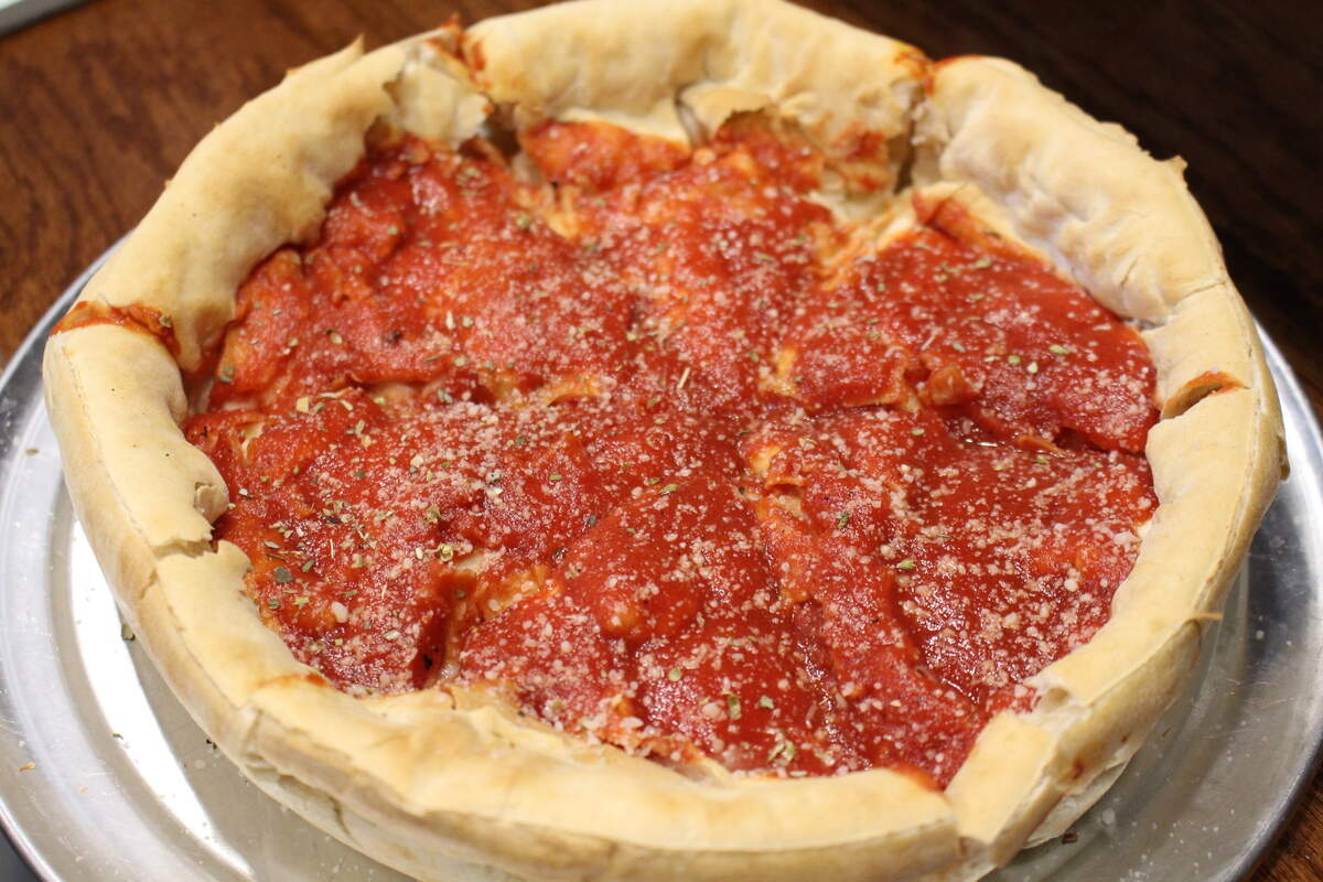 Joe’s Pizza & Pasta restaurants offer four types of pizza crust: hand-tossed, thick, Chicago-style and stuffed.