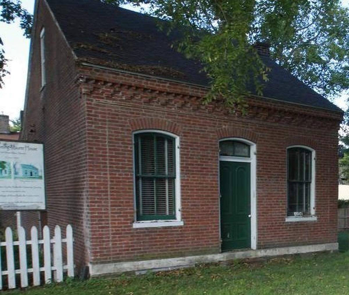 This 2015 file photo shows the Ebeling-Maurer House, a German American folk house built in 1876 at 11th and West Main Street. Belleville Historical Society acquired it 11 years ago to keep it from being condemned.