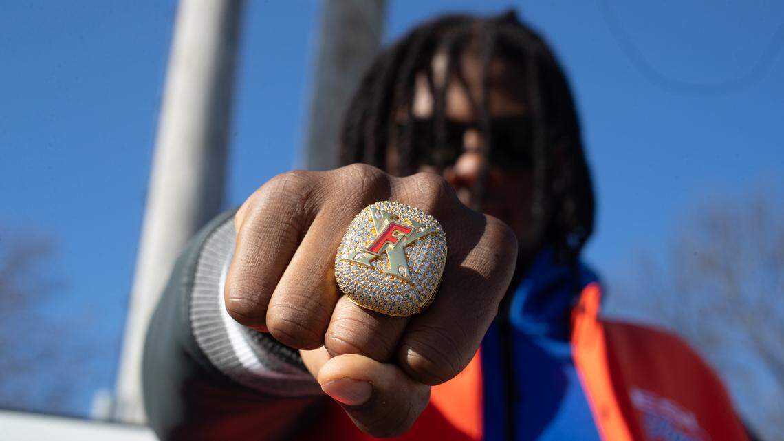 City of Champions celebrates its East St. Louis Flyers and their 11th state championship