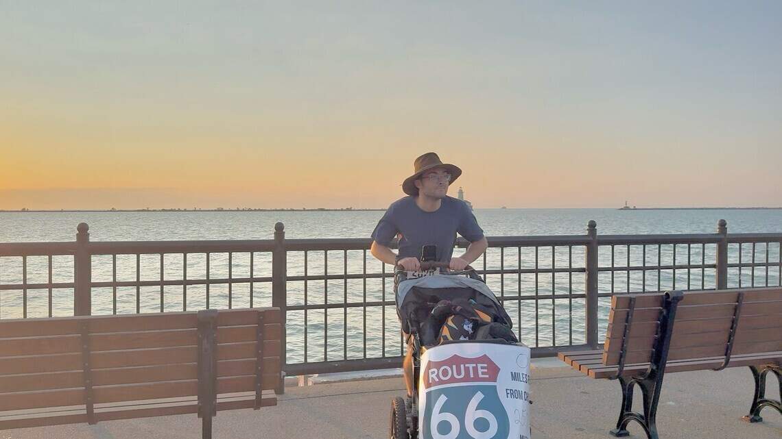 Ultramarathoner invites metro-east residents to join run on major Route 66 quest