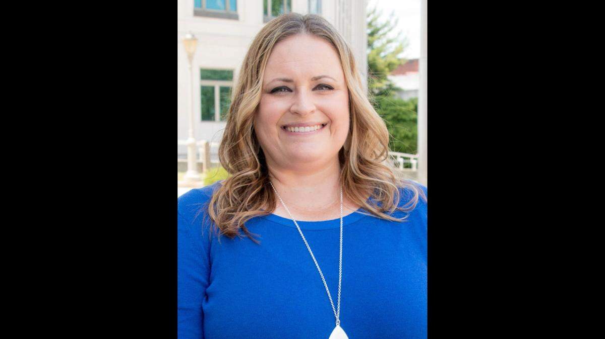 Jennifer Warren, candidate for Ward 6 alderman in Edwardsville, IL