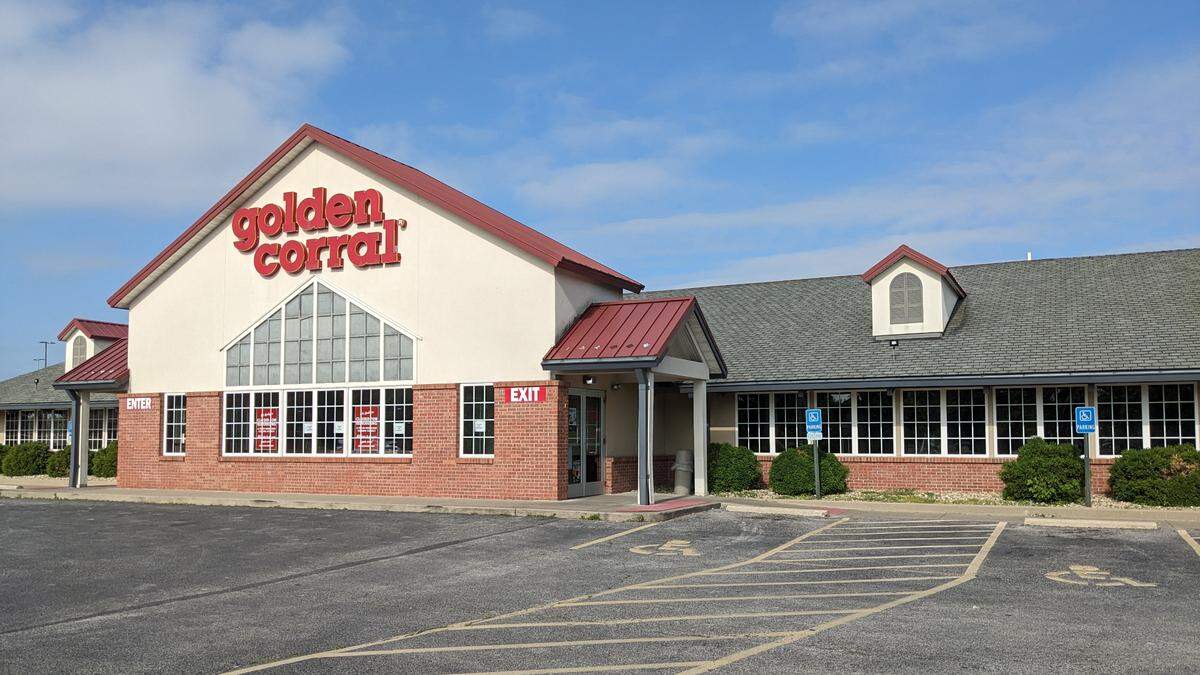 Golden Corral at 3360 Green Mount Crossing Road in Shiloh