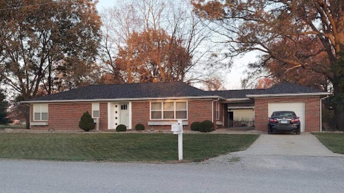 Investigators follow dozens of leads in shooting death of metro-east dog groomer