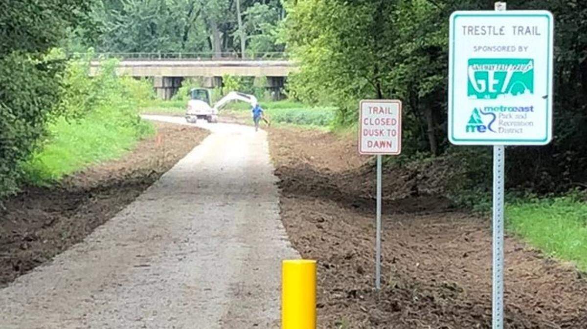 Plans for the Trolley Trail, a bike and pedestrian trail to connect Lebanon and O’Fallon, are in the works from Gateway East Trails. The trail’s path, located north of U.S. 50, will take over the abandoned former inter-urban trolley line that once connected Lebanon with St. Louis.