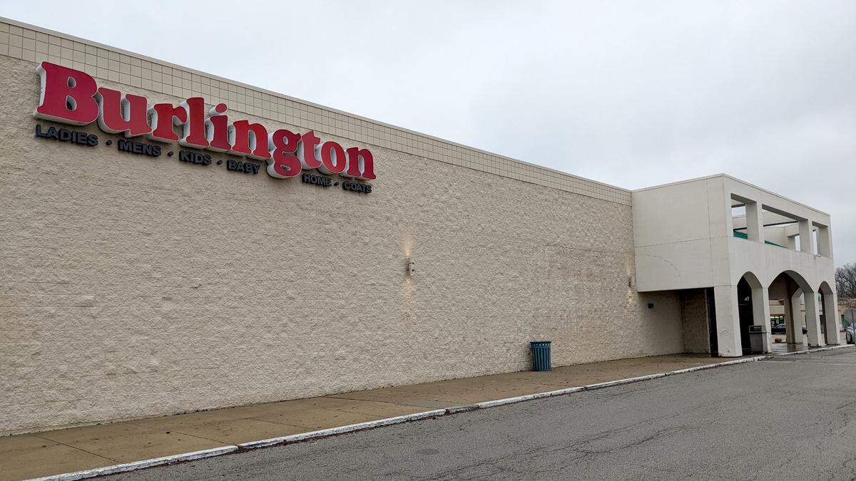 Former site of Burlington at 1 Plaza Drive in Fairview Heights
