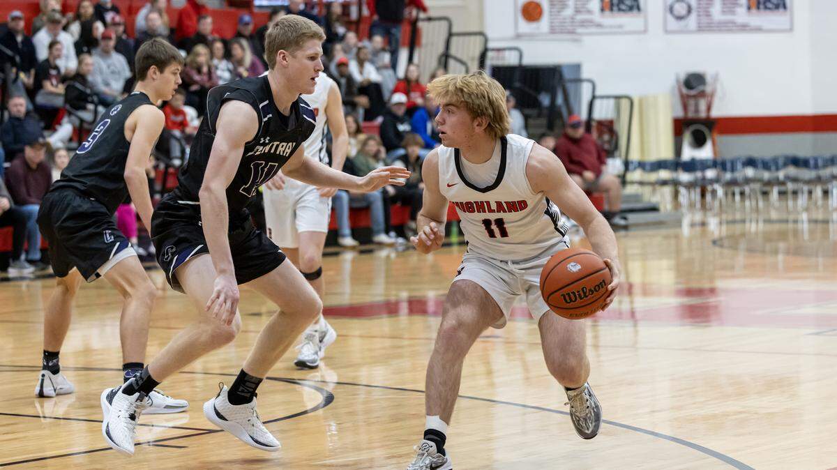 Highland Jake Ottensmeier drives toward the basket during the Highland Shootout.