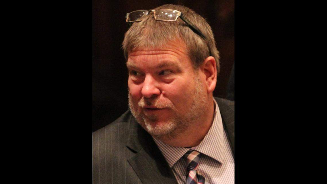 Illinois bill would allow tax hikes for public safey. Would it help Highland rehire EMTs?