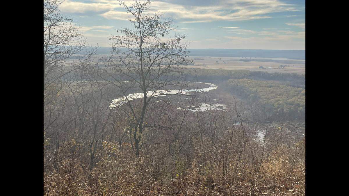 Here’s what to know about the Land of Lincoln’s “most popular hiking trail,” which can be found in southern Illinois.