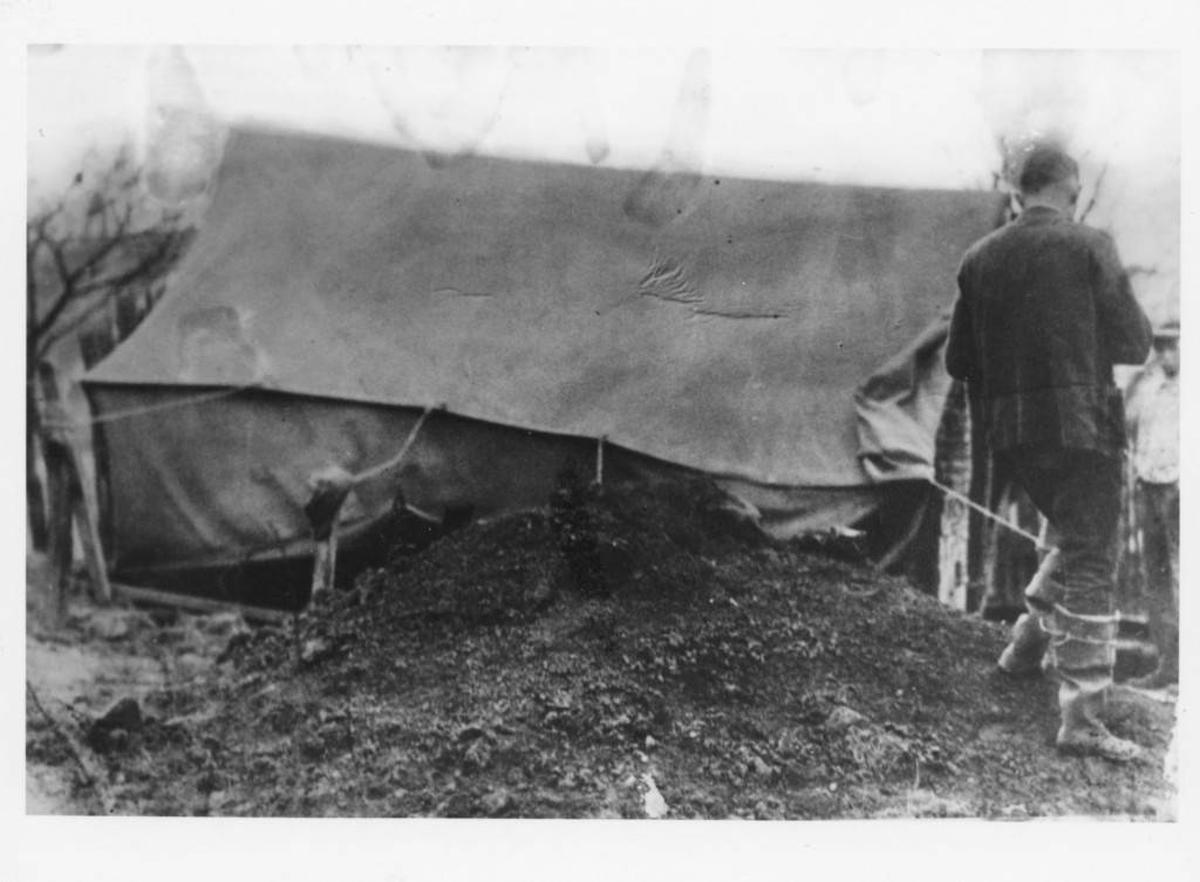 A tent covers remains at a site excavated by Don Dickson in 1927. Credit:Illinois Digital Archive, Illinois State Libra