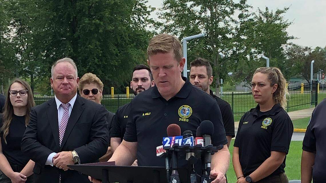 Illinois State Police Director Brendan Kelly and local officials announced a plan to install 75 automated license plate readers along Interstate 55, Interstate 70 and Interstate 64 as part of an effort to curb violent crime.