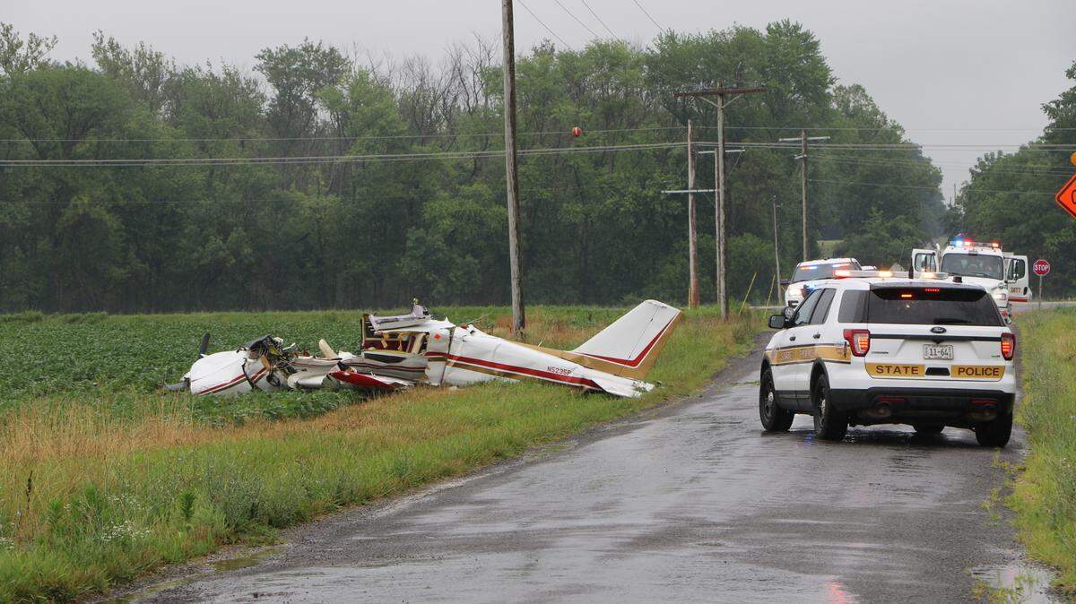 A small plane crashed at around 11:30 a.m. Saturday near St. Jacob.