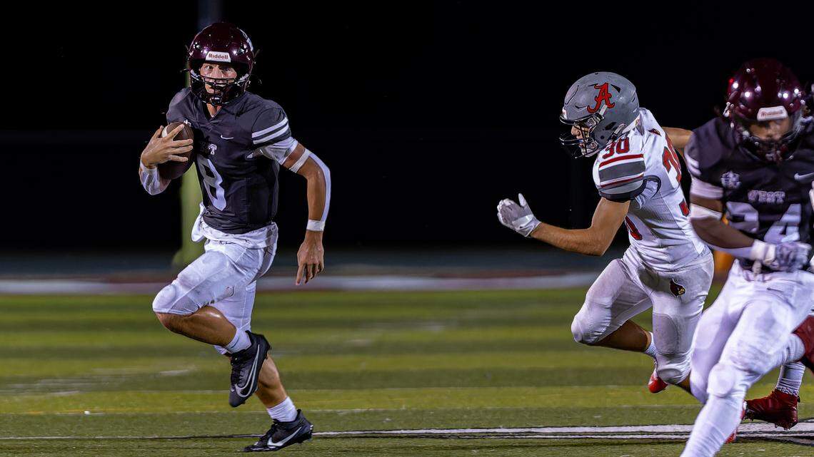 Belleville West off to best start in six years after dominating win over Alton