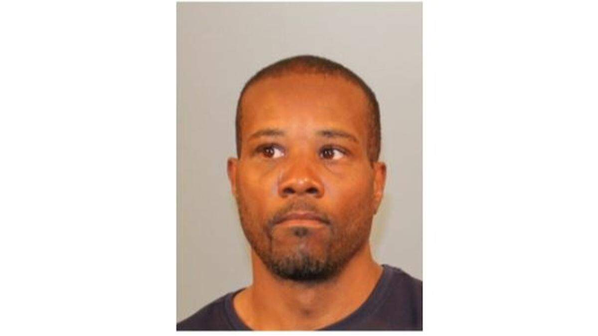 Edward C. Coleman, of Lebanon, has been charged with stealing protein bars from O’Fallon Township High School and beer from Moto Mart East in the matter of a few days.