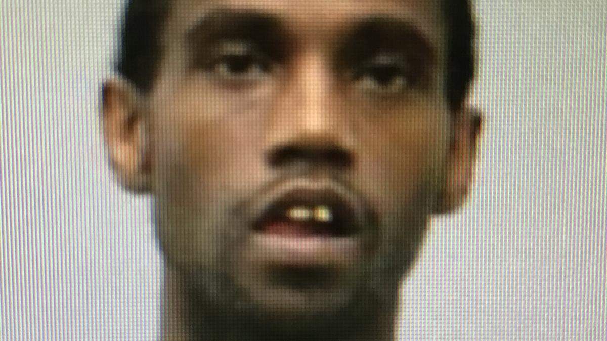 Ronald D. Mottley, 35, of St. Louis, is wanted in connection with a robbery at a Verizon Wireless store in Wood River.