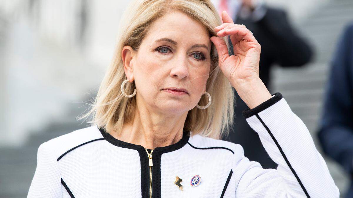 Mary Miller is known as the IL congresswoman who cited Hitler. Can she overcome it?