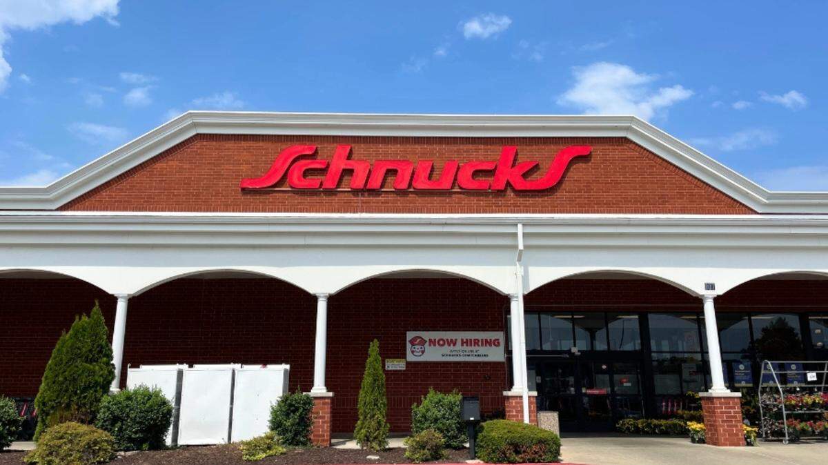 Renovations for the Schnucks store at 907 E. Highway 50 in O’Fallon begin in February.
