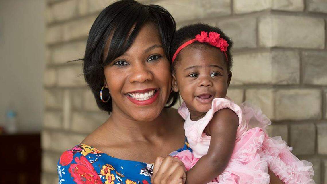 News-Democrat reporter Cara Anthony and her daughter, Lillian, during a family photo shoot in 2017.