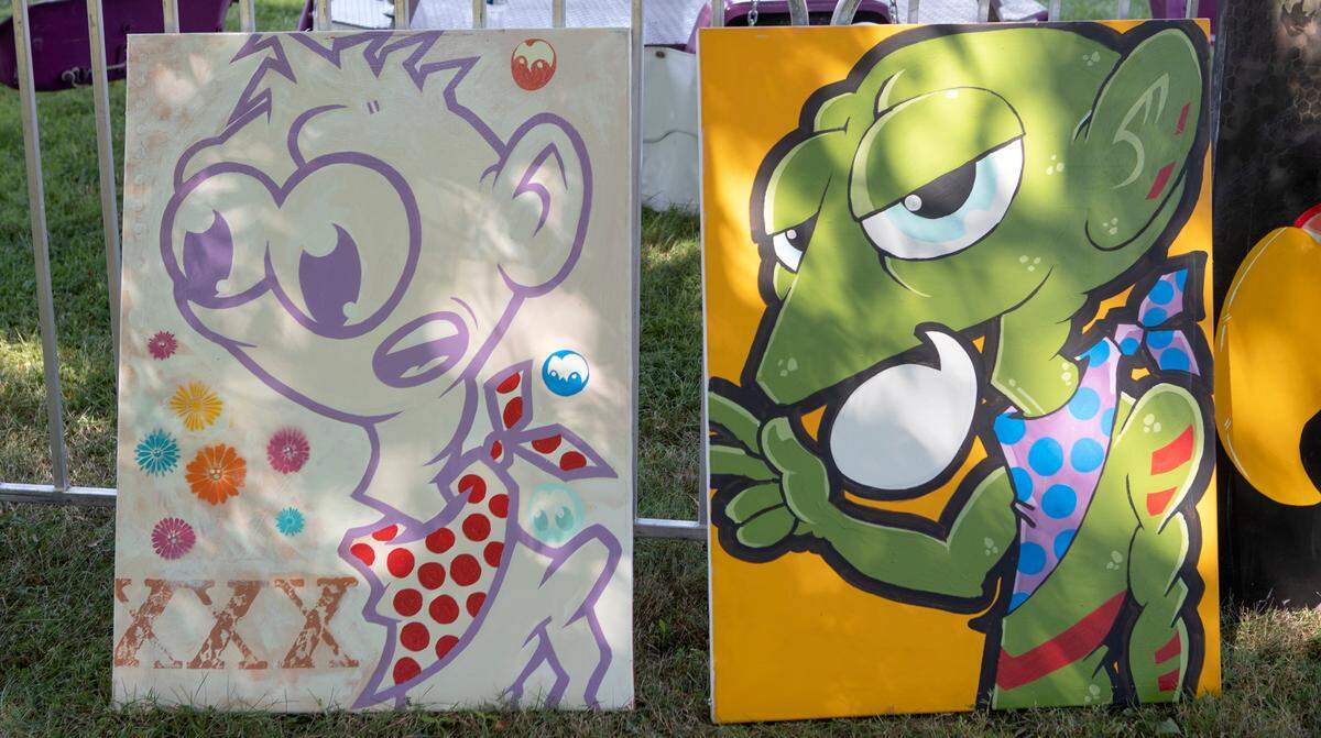 Tony Price will be selling his unique artwork and illustrations at the first Alien Fest to be held in Horner Park in Lebanon, Illinois.