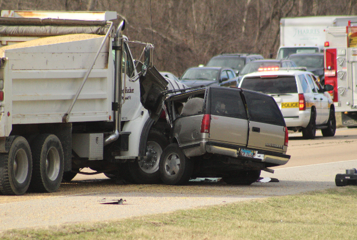 A car crash in Columbia killed one person and sent seven people to the hospital, including six kids.