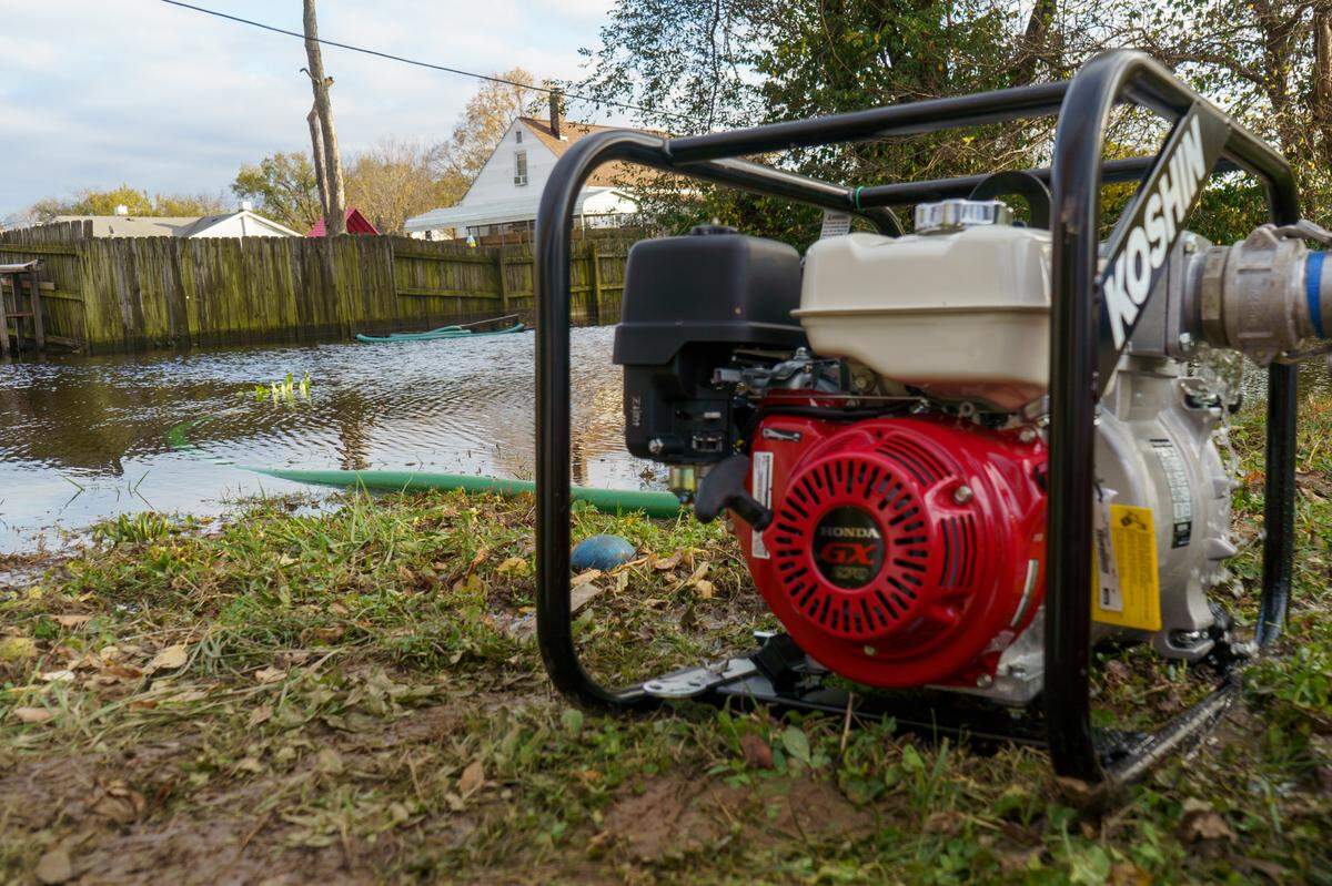The water pump taking the water from the peoples backyard in East St. Louis, IL on Wednesday, Nov. 6, 2024.