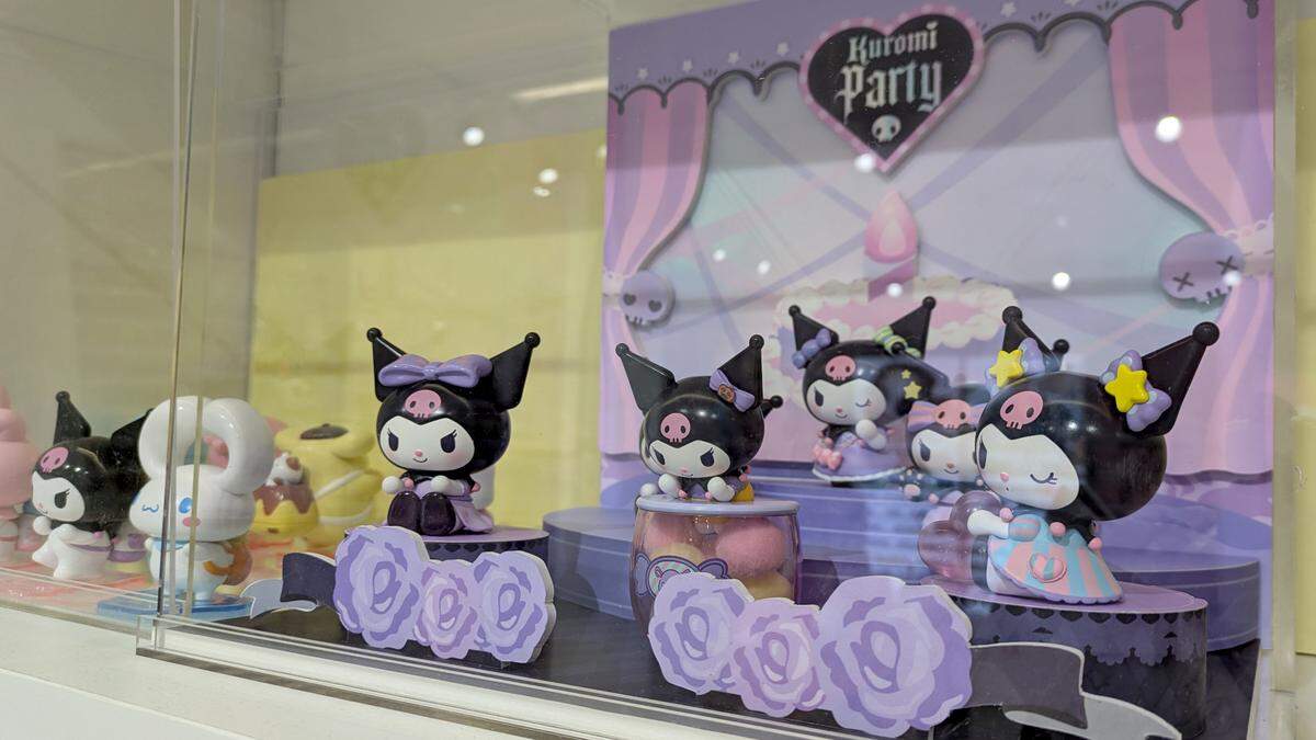 Figurines of Kuromi, a Sanrio character