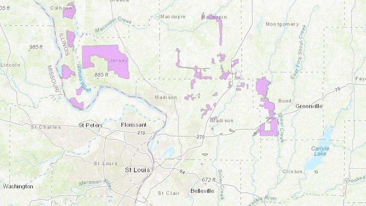 This screen-grab shows a map of first and second rounds of Connect Illinois grants in southwestern Illinois, according to the Illinois Office of Broadband’s interactive map.