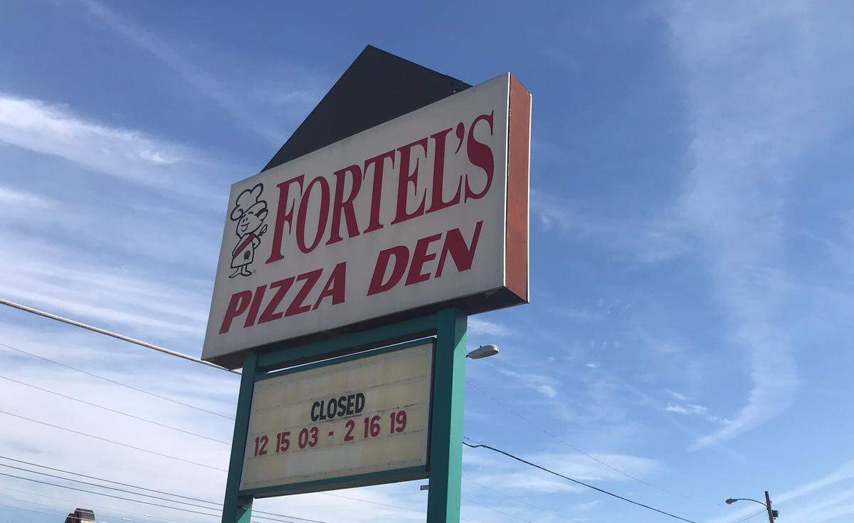 This BND file photo from 2019 shows the sign at Fortel’s Pizza Den in Fairview Heights at the time of its closing.