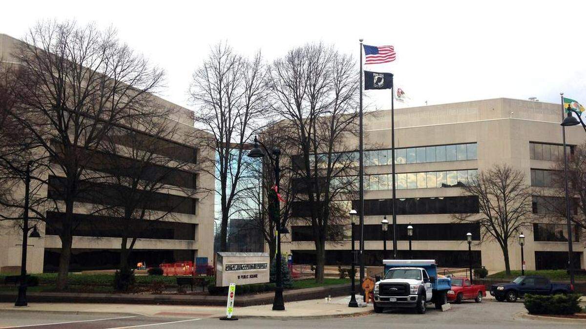 Attorney General Kwame Raoul on Friday announced criminal charges against a Belleville man over the alleged possession, purchase and sale of purported stolen retail merchandise including tools, electronics and lawn equipment in the estimated amount of $243,000.