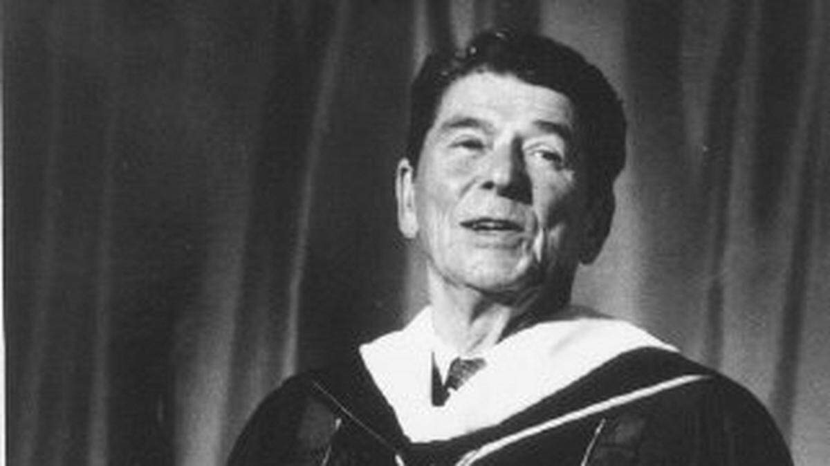 President Ronald Reagan giving his commencement speech to Eureka College students in 1982.