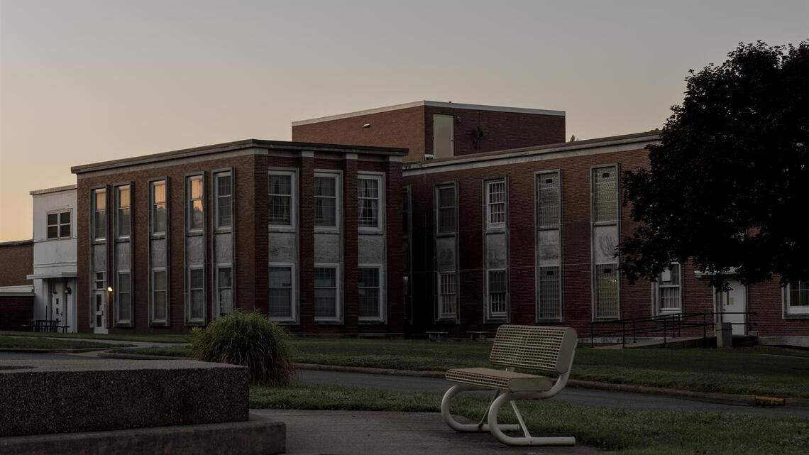 Workers sue to block state from gutting southern Illinois mental health facility