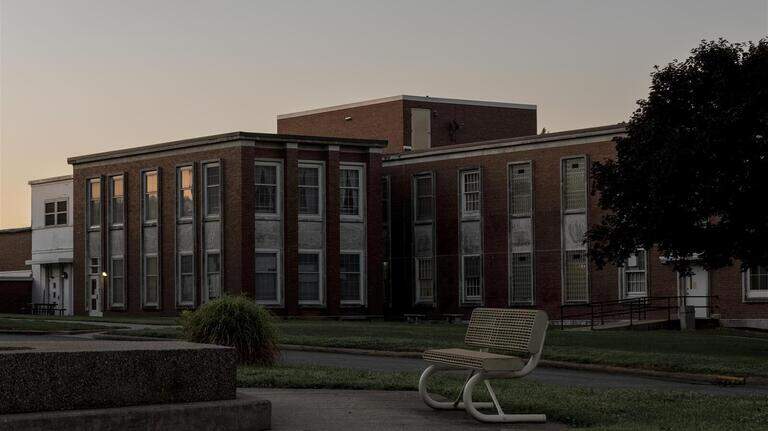 Workers sue to block state from gutting southern Illinois mental health facility