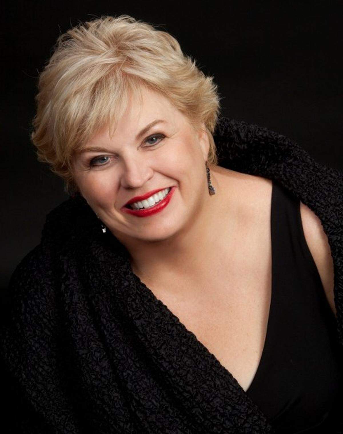 Christine Brewer is a world-renowned soprano who lives in Lebanon and has performed more than a half-dozen times at The Russel E. and Fern M. Hettenhausen Center for the Arts at McKendree College.