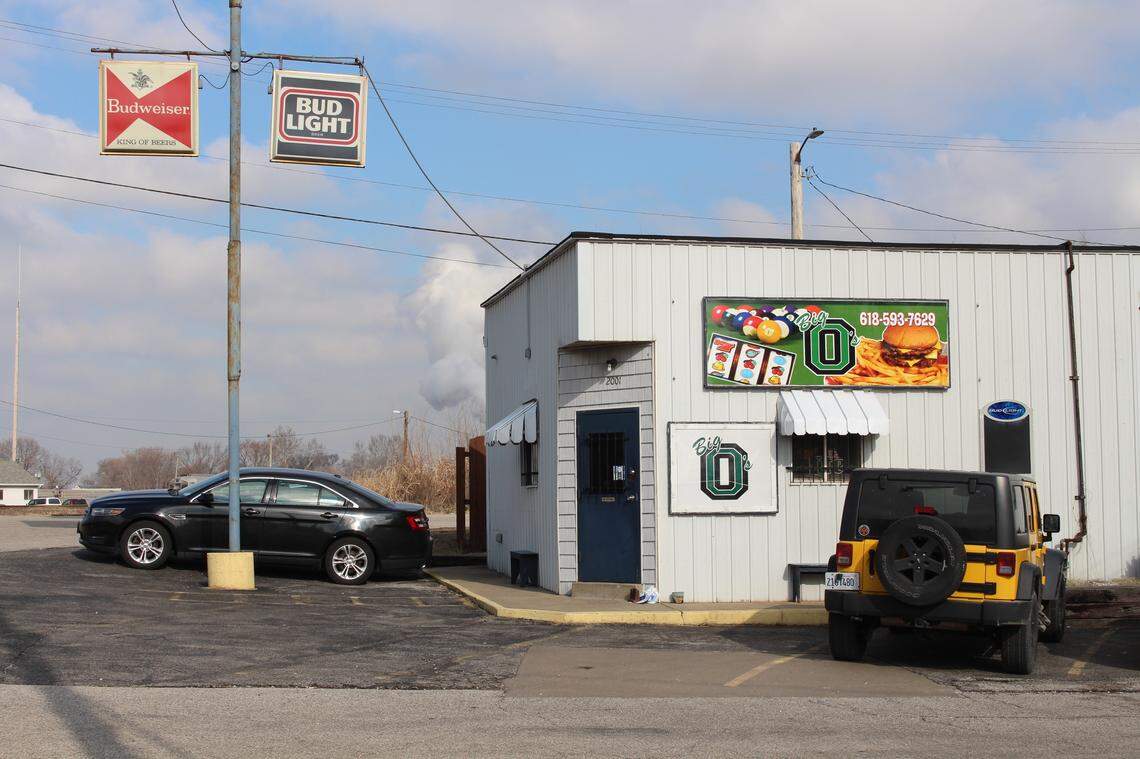Big O’s is at 2001 Hildebrand in Madison, off the frontage road along Illinois 203, about two miles north of World Wide Technology Raceway.
