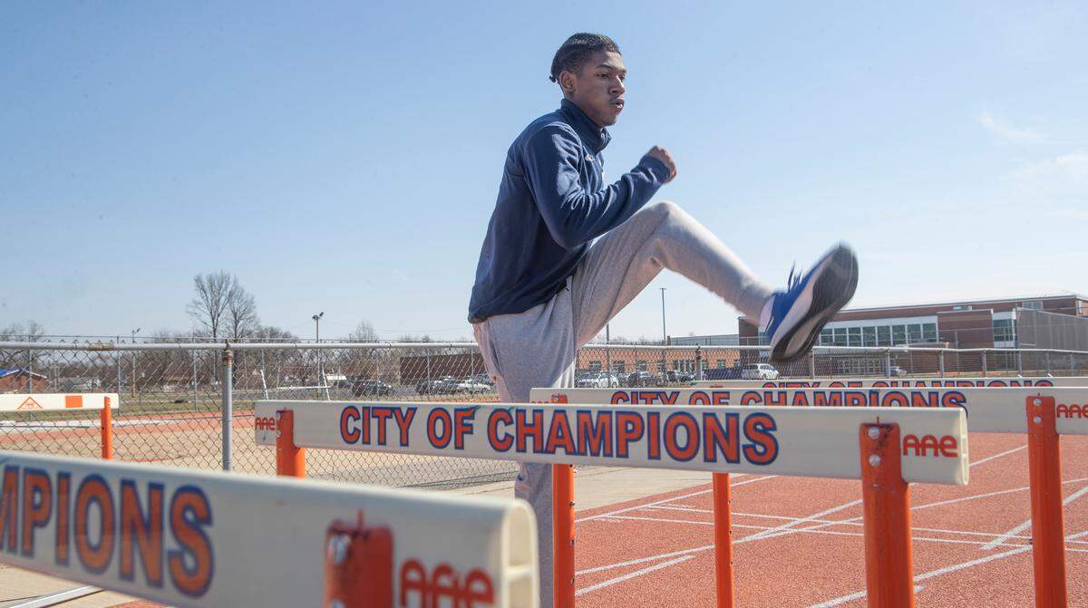 East St. Louis hurdler, Demarlyn Taylor, won a national title at the New Balance Indoor Championship in the 60-meter hurdles. Taylor also competes in the 110-meter hurdles, 300-intermediate hurdles, 100- and 400-meter relays for the Flyers.