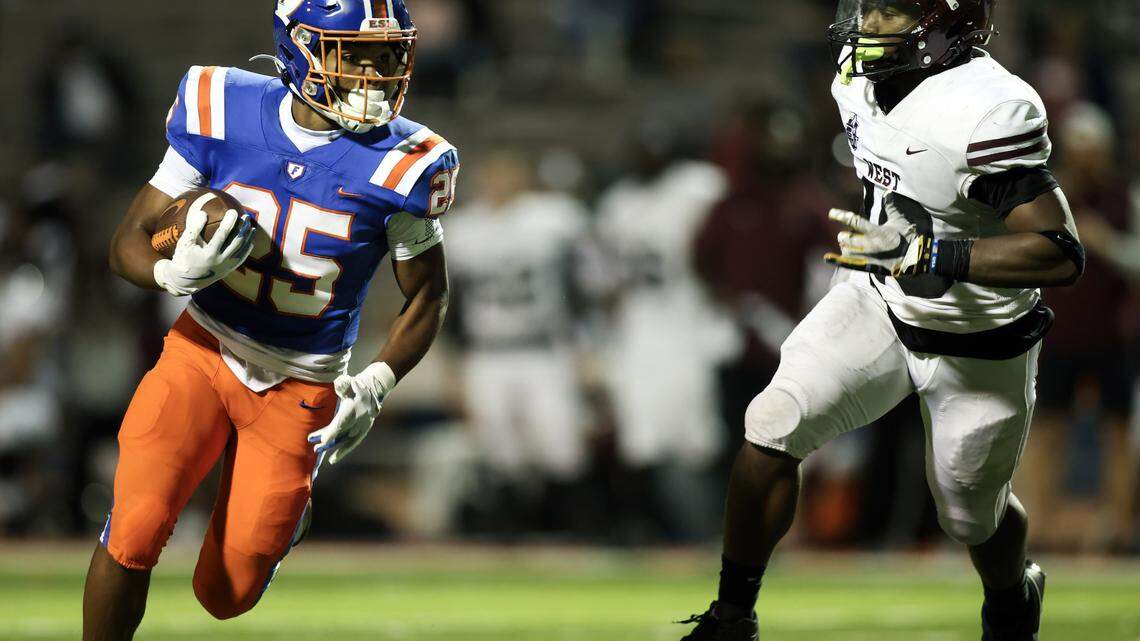 East St. Louis puts the offense in overdrive in conference win over Belleville West