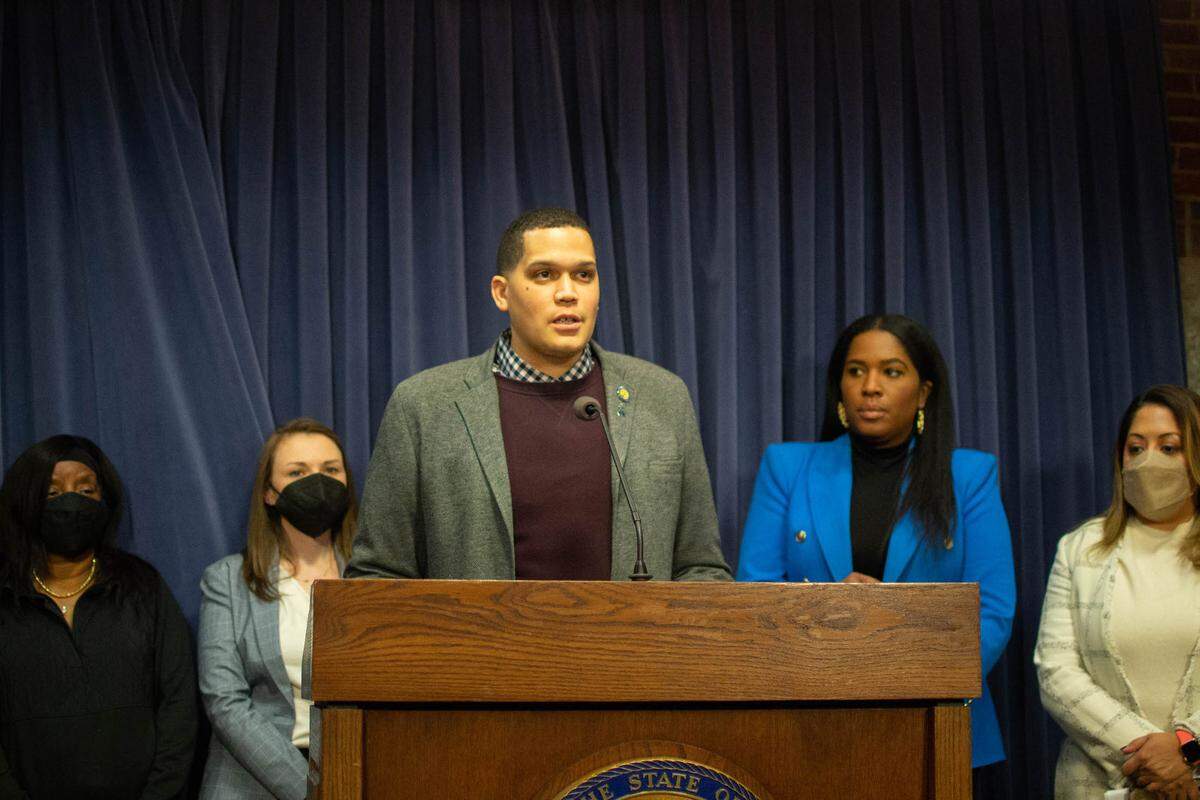 State Sen. Robert Peters, D-Chicago.