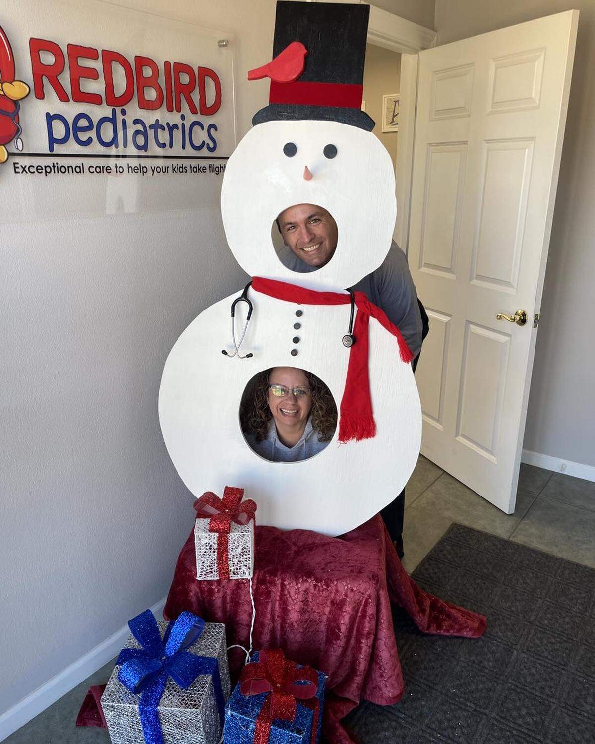 O’Fallon-Shiloh Chamber of Commerce announced the winners of the Snowman Selfie Challenge were Brightly Senior Living in Glen Carbon for Most Creative and Redbird Pediatrics in O’Fallon for Most Selfies Taken (above), with Dr. JP Frost. Winners in drawings won a total of $600. Starting with the festive Illuminated Holiday Parade that drew thousands to downtown O’Fallon and continuing the community camaraderie throughout the month of December, Downtown District merchants and the O’Fallon-Shiloh Chamber of Commerce are jolly about a most wonderful time this year.