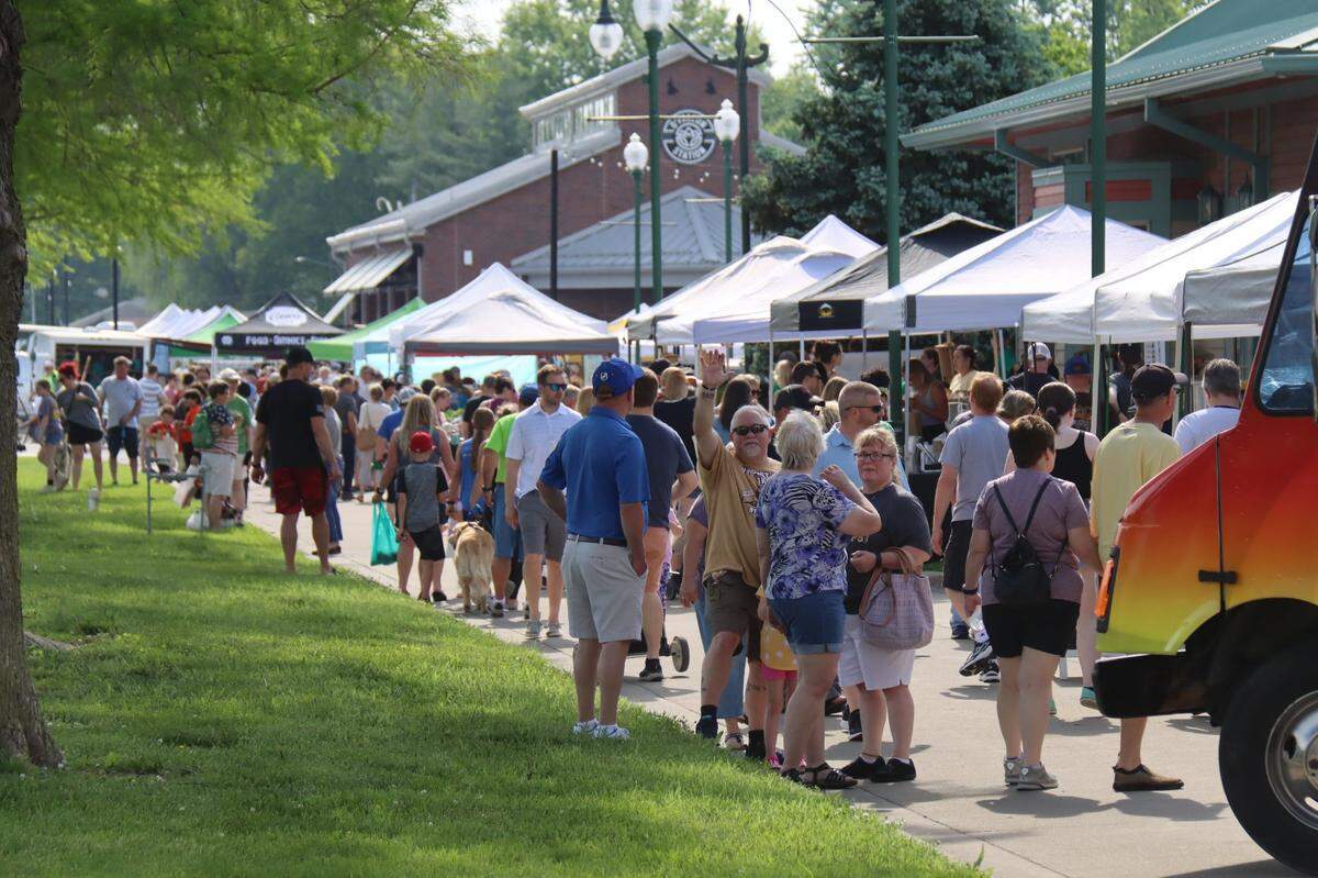 Vine Street Market opened for its fourth season Saturday, May 14, with expansion of booths beyond O’Fallon Station down along the railroad tracks to the Chamber of Commerce office. Alderman Jerry Albrecht described the turnout as “outstanding” and said the market looked significantly different than it had last year. “We have a real jewel there,” he said at the council meeting Monday, May 16.
