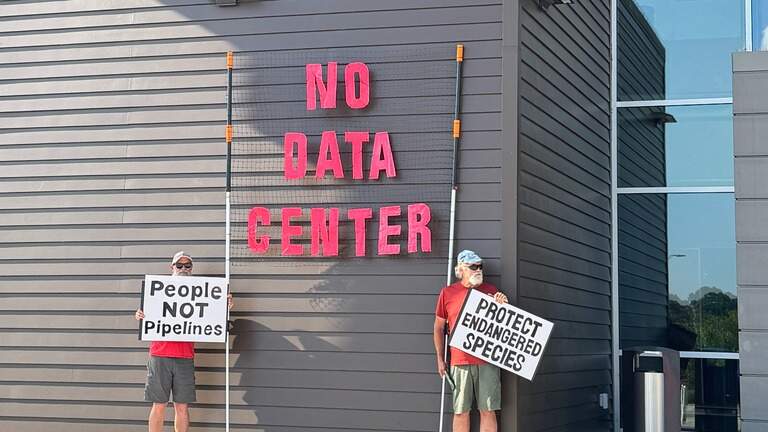 Opposition to proposed Chatham County pipeline grows as hundreds pack meeting