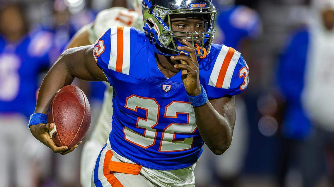 GoMiller, Shanklin power East St. Louis to first-round playoff win