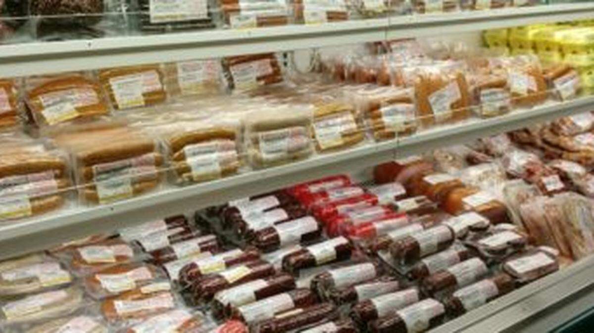 Behrmann Meat & Processing in Albers is “voluntarily” recalling more than 87,000 pounds of “ready-to-eat” meat products due to federal testing that found bacteria in its liver sausage.