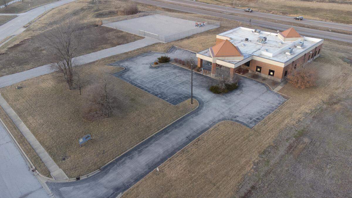 A company plans to open a marijuana dispensary in this former oncology center along Illinois 15 in Belleville.