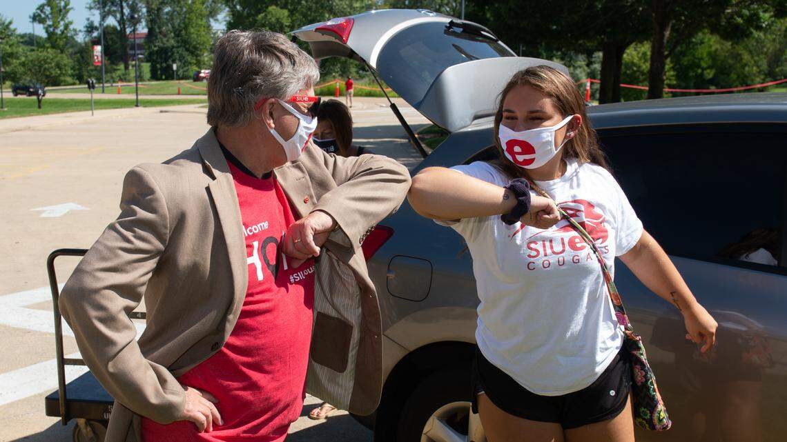 SIU Edwardsville faculty unions call for surveillance testing or digital-only classes