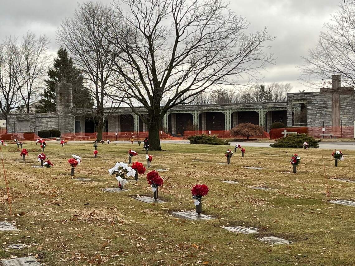 Family concerned about mausoleum in Fairview Heights, IL | Belleville