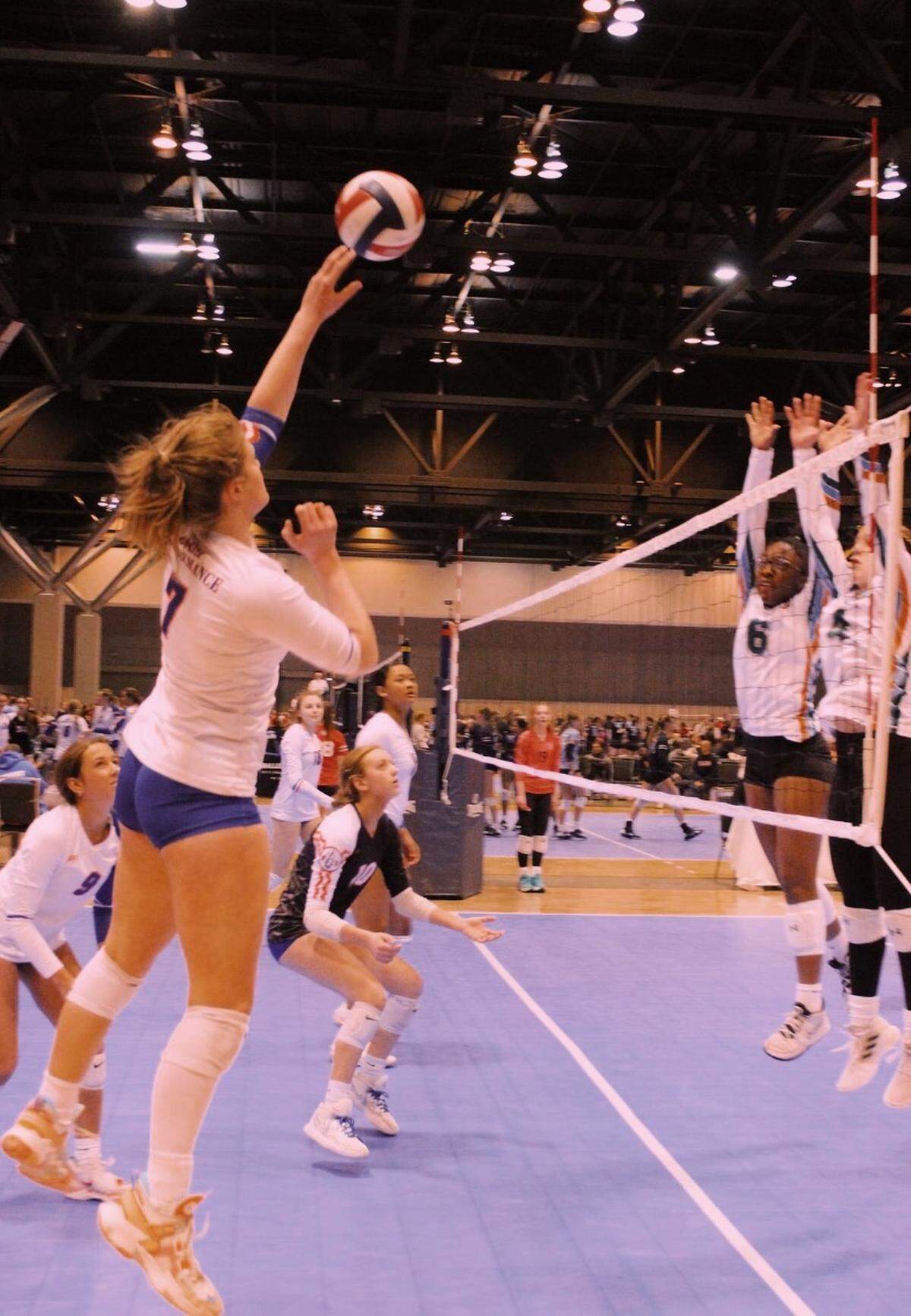 Althoff sophomore Gabby Orlet returns a shot during a match competing for the High Performance Illinois 16 National Club Volleyball Program. Orlet, who is battling a rare form of cancer, was recently awarded as the IHSA’s nominee for the Spirit of Sport Award. The IHSA selected Orlet from a pool of more than 250 candidates and she received the award Wednesday morning.
