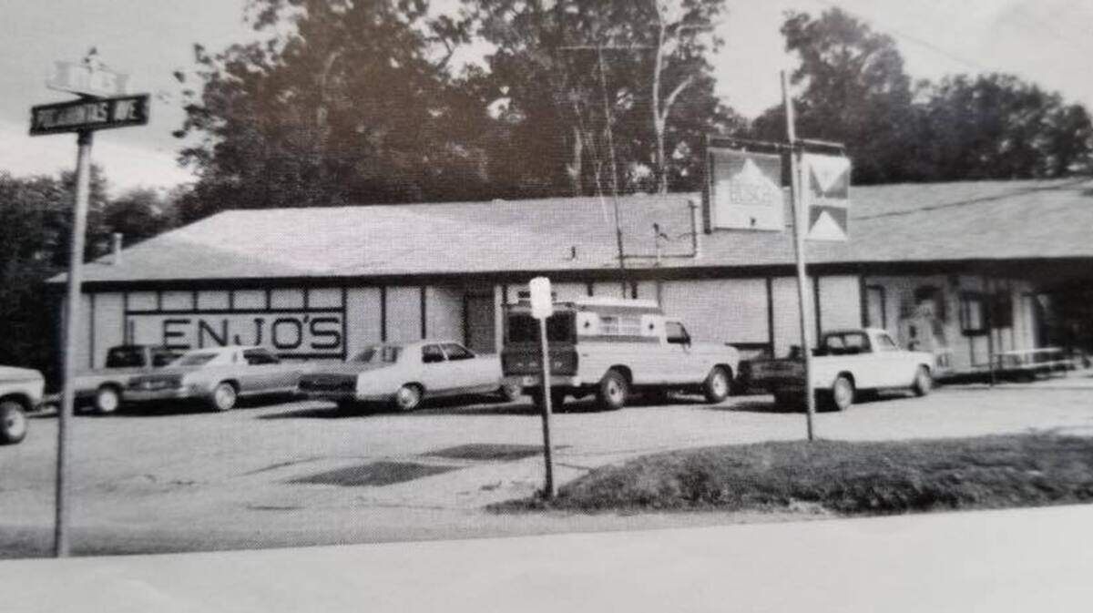 An old picture of Lenjo’s, a bar located at 209 Pocahontas Avenue in Pocahontas, Illinois. The bar is hosting a 40 year celebration on Sept. 15 to celebrate its years of business.