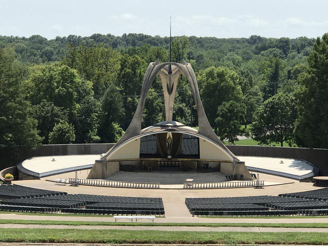 The&nbsp;King’s House Retreat and Renewal Center in Belleville&nbsp;will close effective spring of 2023, and, according to the current director, Fr. Salvador Gonzalez, OMI, they will shift locations to the National Shrine of Our Lady of the Snows.