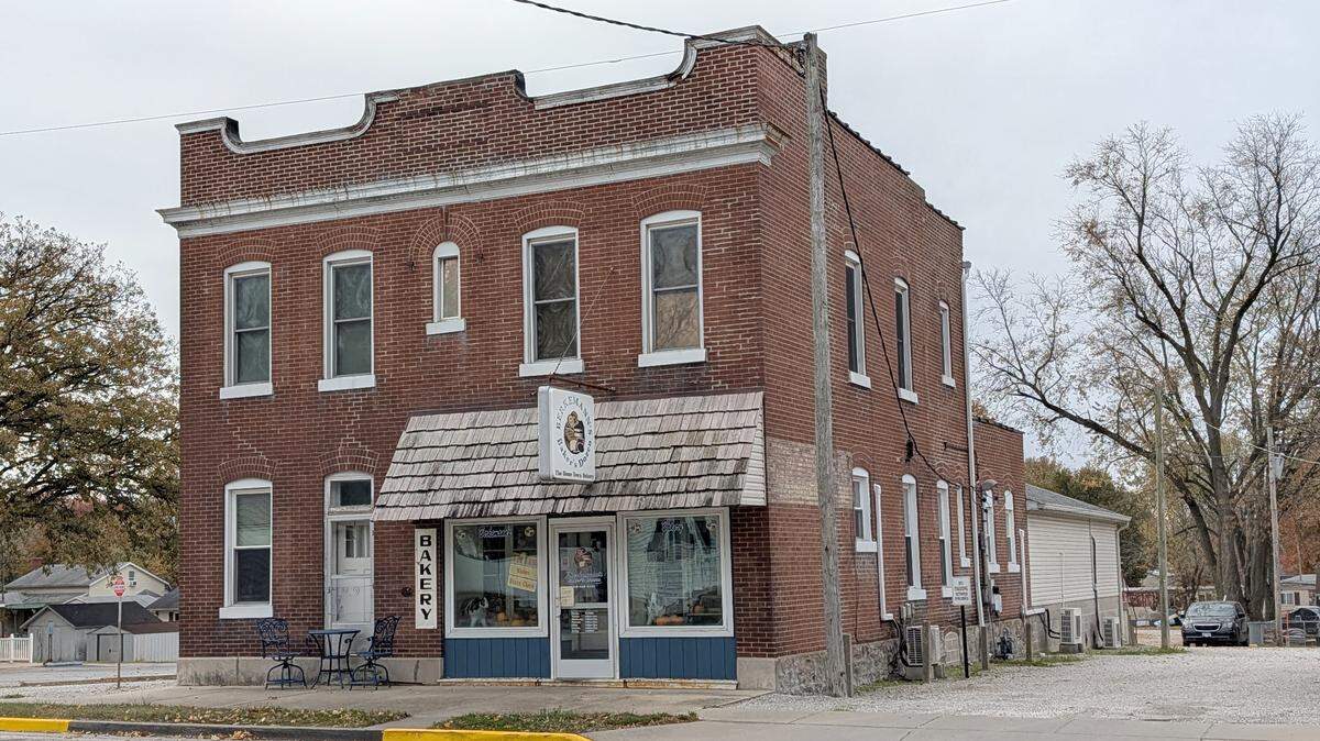 Berkemann's Baker's Dozen, 115 W. Hanover St., New Baden