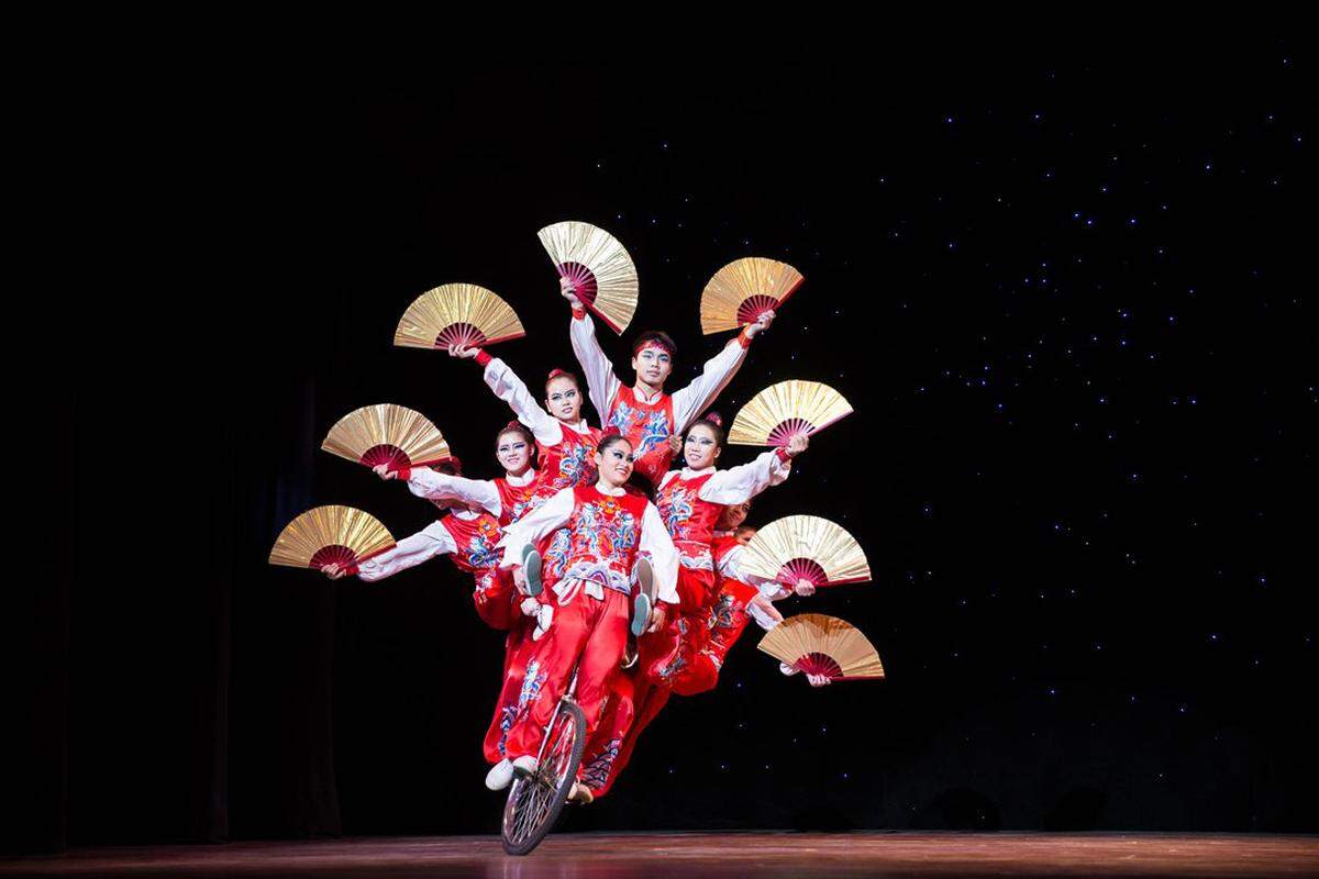 The Golden Dragon Acrobats will perform at Kaskaskia College’s Jane Knight Auditorium Feb. 28. Call 618-545-3223 or visit online at www.kaskaskia.edu/kcffa for ticket information.
