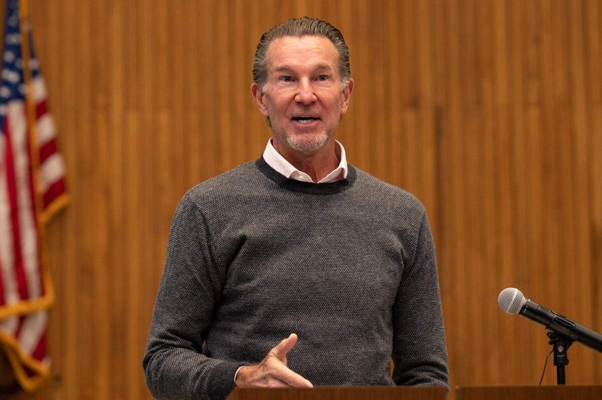 Steve Lanter, founding president of the Southwestern Illinois Jets Basketball Club, speaks at a Feb. 28 press conference about leasing space on the former Lindenwood University campus.